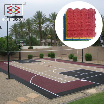 Tennismodulare Sportfliesen 340*340*18.1mm Basketballplatz Kunststofffliesen